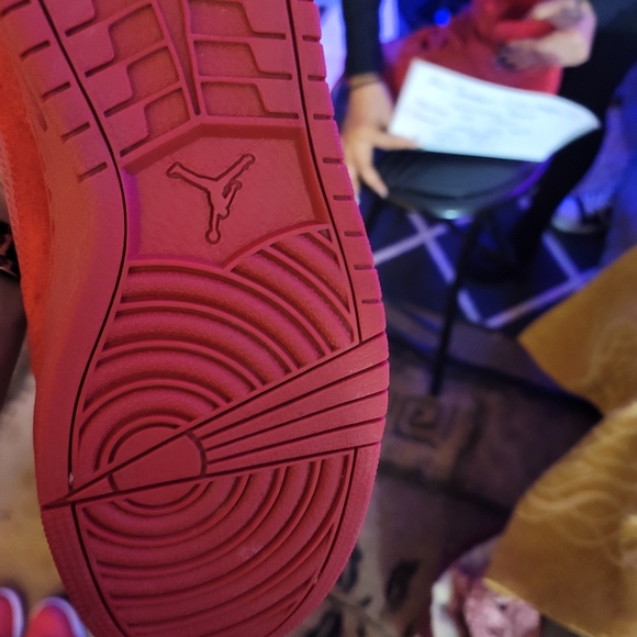 Shoes - Picture 4 of 4